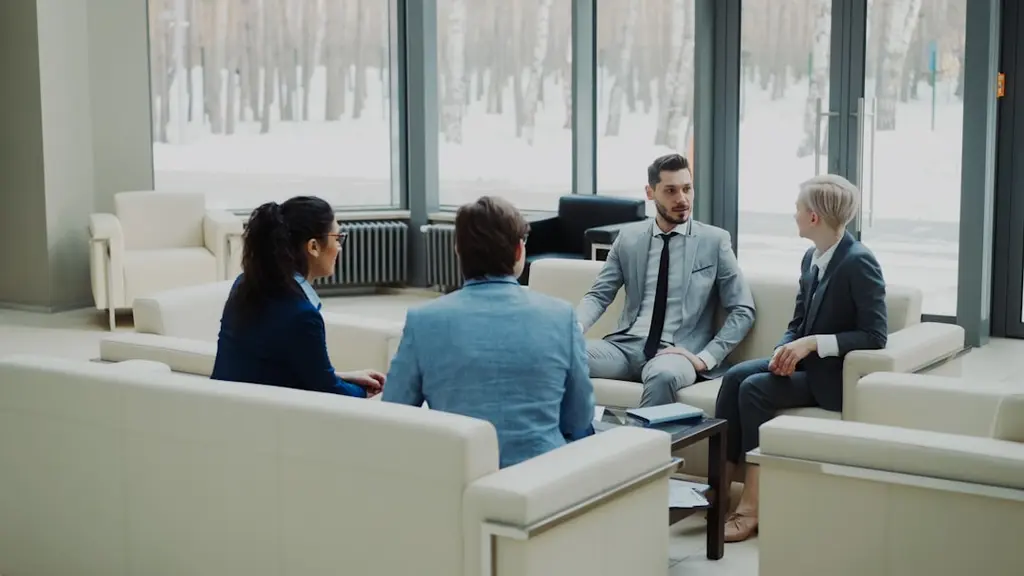 Seasonal Strategies for Year-End Financial Planning